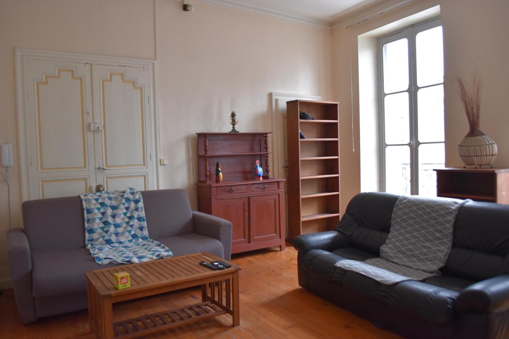 De Caractere Plein Centre Bourg-sur-Gironde